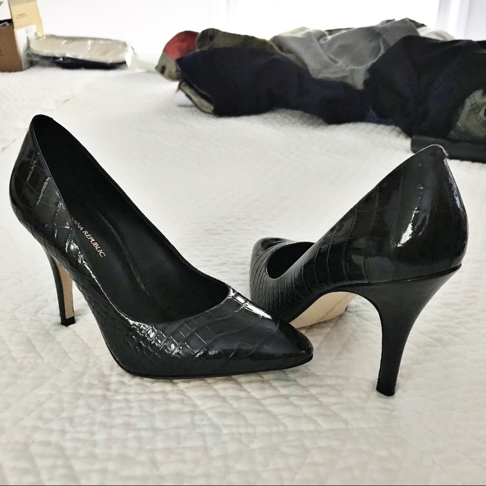 Banana Republic croc print heels